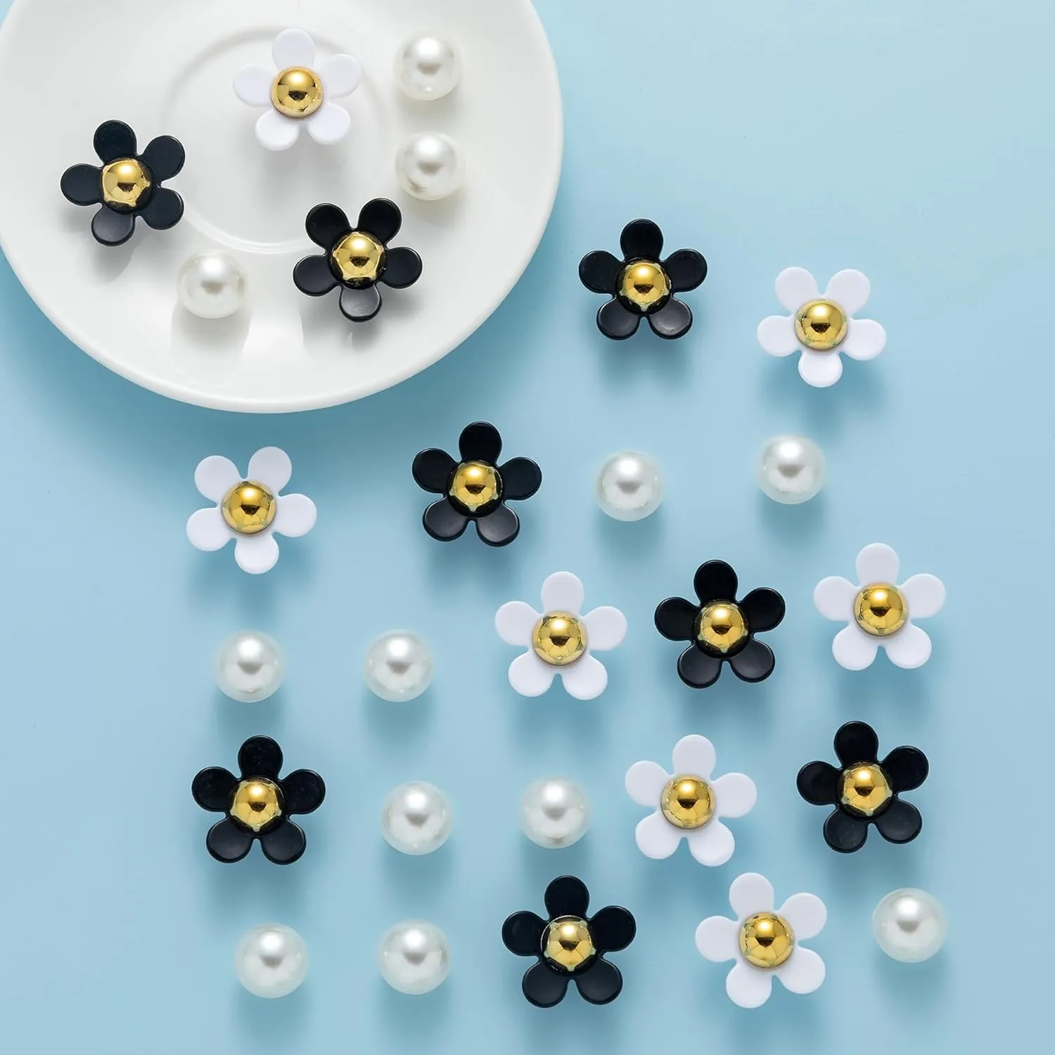 Flower Shoe Charms for Clog Sandals Bracelets Accessories Decoration, Cute White Black Pink Yellow Purple Flower Pearl Shoe Charms for Kids Teens Adults Women Birthday Party Favor